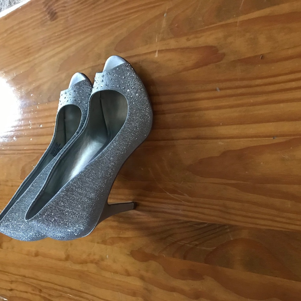 Soft Style Silver Shoes